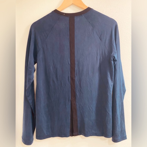 Summersalt Navy Crewneck Long Sleeve Top Size Large - Picture 2 of 6